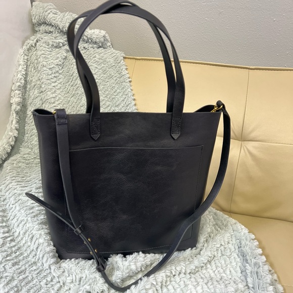 EUC Madewell Black Leather Medium Transport Tote - Picture 2 of 13